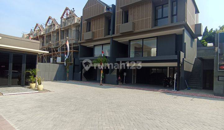 Rumah Semi Furnishd Mewah Khusus Milenial Di Cilandak 1