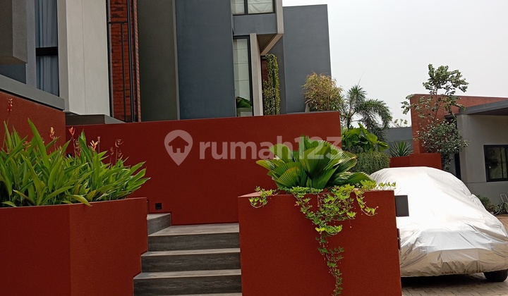 Luxury Furnished Resort House in Pesanggrahan Bintaro 2