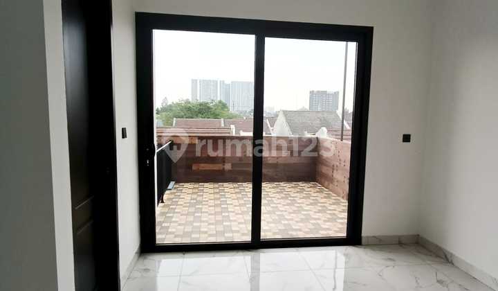 American Classic House Clustered Near Public Facilities BSD 2