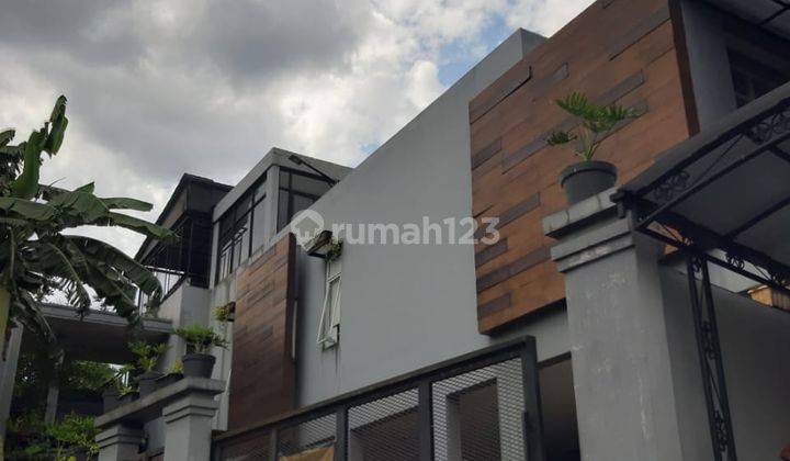 Dijual Rumah Siap Huni Dekat Stasiun Kereta Di Bintaro 