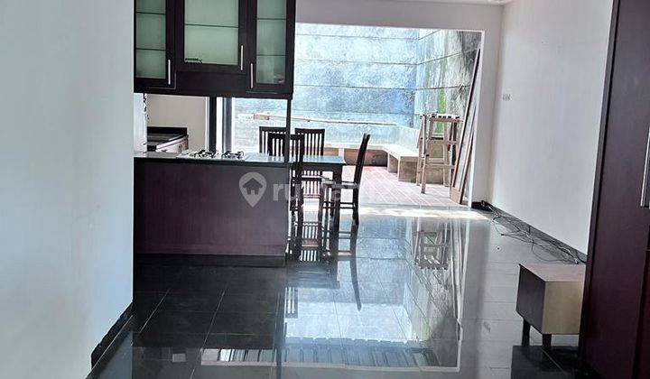 Dijual Rumah Siap Huni Lokasi Dekat Stasiun Kereta Di Bintaro 2