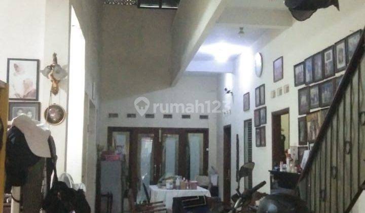 Rumah Lokasi Di Pinggir Jalan Dekat Dengan Stasiun Kereta Bintaro 2