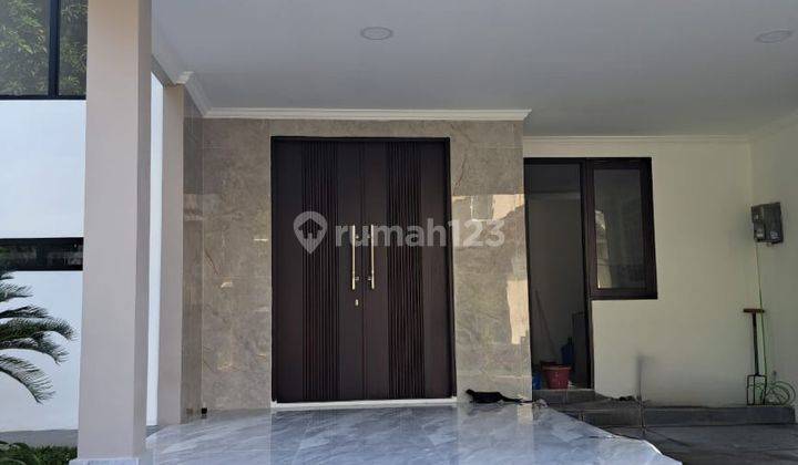 Rumah Modern Minimalis Depan Taman Di Cluster Dekat Tol Bintaro 2