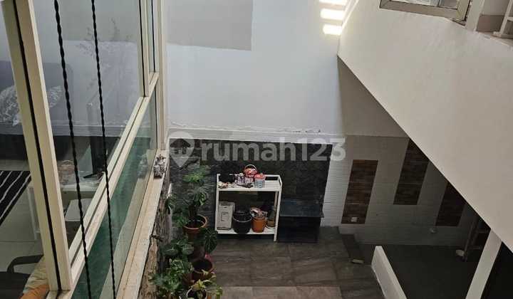 Rumah Bagus SHM di Bintaro Dekat Akses Tol 2