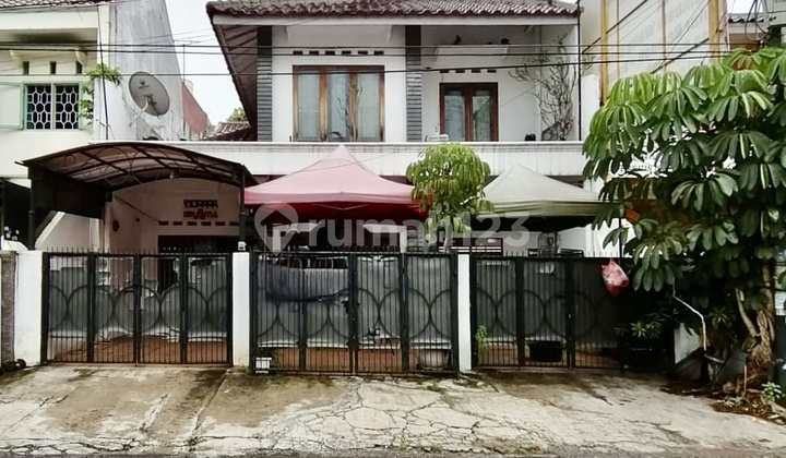 Rumah Dijalan Utama bisa untuk Usaha Dekat Akses KRL ,Tol Bintaro