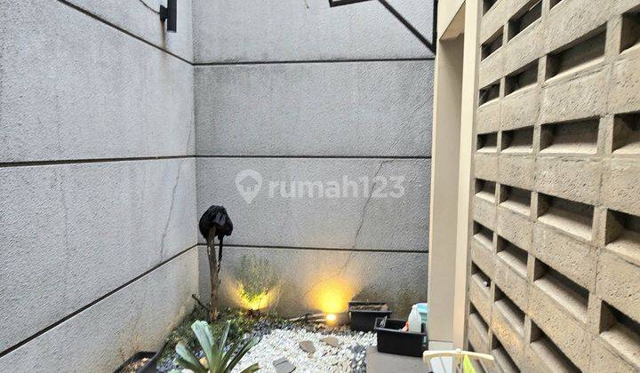  Rumah 3 Lantai Bagus Dalam Cluster Dekat Pintu Tol Di Bintaro 2