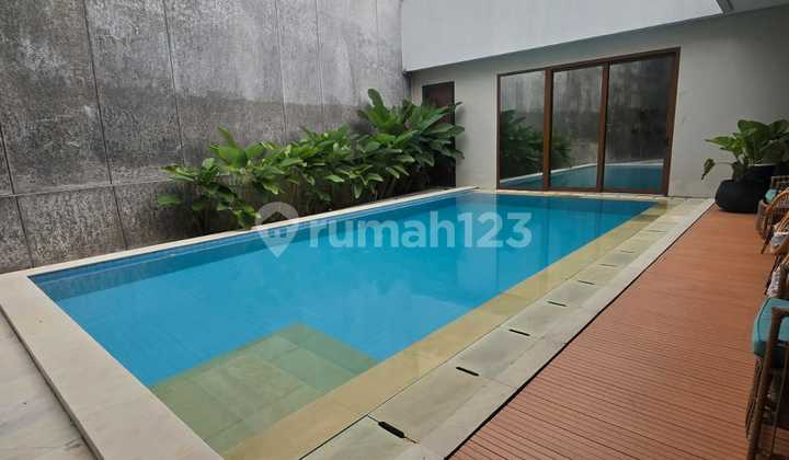 House with Swimming Pool Near KRL Station and Mall in Bintaro
