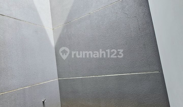 Rumah Bagus Dekat Akses Tol Dan Fasilitas Umum Di Bintaro 2