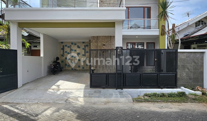 Rumah Modern Siap Huni Luas Dekat Pintu Tol Bintaro