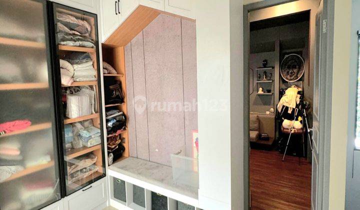 Rumah  Semi Furnished Siap Huni Dekat Pintu Tol Dan Mall Di Bsd 2