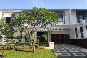 Semi-Furnished House in a Cluster Near Toll Road and KRL Access Bintaro