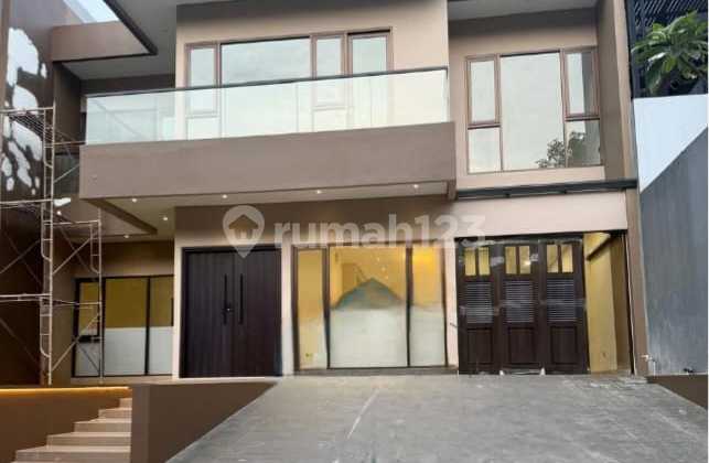 Nice House in a Premium Cluster in Bintaro Near Public Facilities