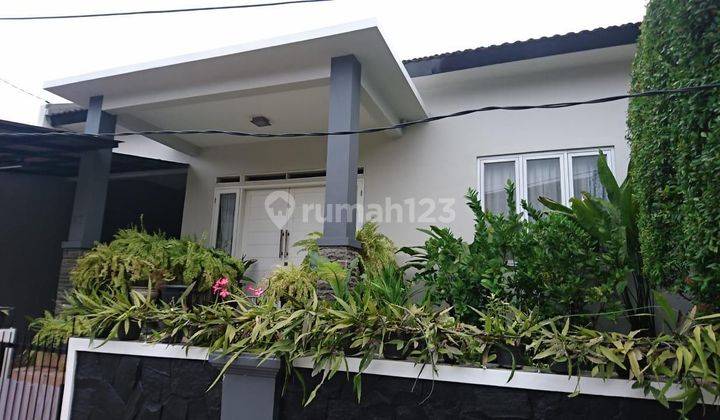 Rumah Dalam Perumahan Asri, Strategis Di Jati Padang 1