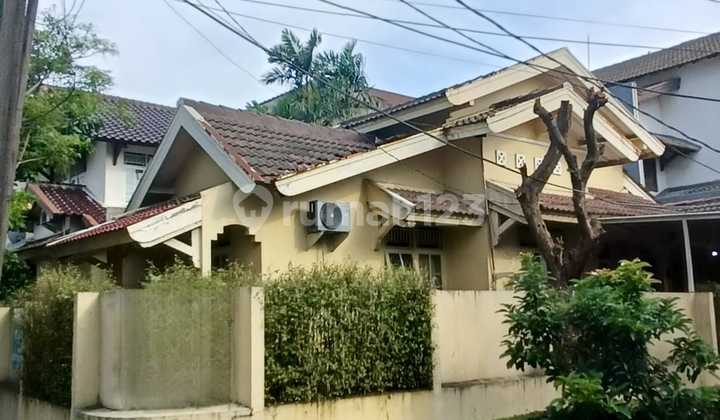 Corner House One Story Near KRL Access and Bintaro Mall Corner House One Story Near KRL Access and Bintaro Mall