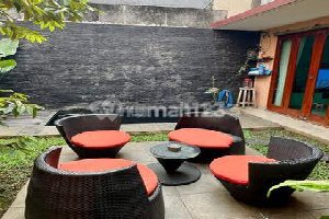 Rumah Siap Huni Halaman Luas di Cluster Dekat Akses Tol Veteran Rumah Siap Huni Halaman Luas di Cluster Dekat Akses Tol Veteran