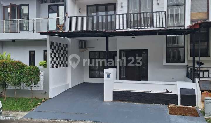 2-Storey House in a Cluster Near Toll Road and Public Facilities in Bintaro