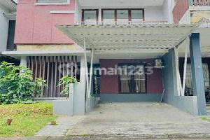 Rumah Di Cluster Dekat Akses Tol Dan Fasilitas Umum Di Bintaro