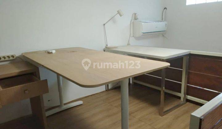 Rumah  Semi Furnished Bagus Dekat Tol Dan Stasiun Kereta 2