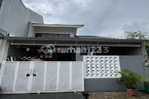 Rumah Mungil Mezzanine Cocok Untuk Keluarga Kecil Graha Bintaro