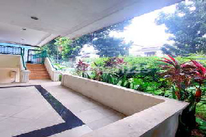 House With Swimming Pool In Pondok Indah Near Toll Road And Mall 2