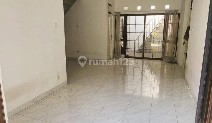 Rumah Semi Furnished Dekat Mall Dan Stasiun Krl Di Bintaro 2