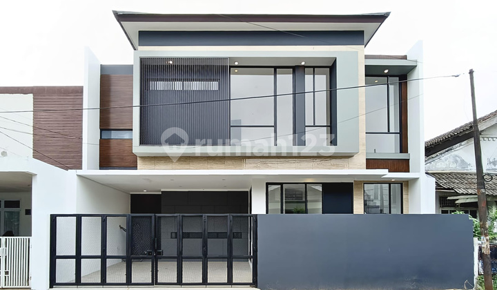 Modern Minimalist House in a Cluster Near Bintaro Toll Access Modern Minimalist House in a Cluster Near Bintaro Toll Access