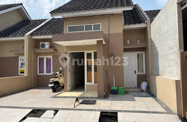For Sale Minimalist House in Amerta Greend Land 1