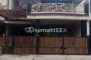 Rumah Bagus di Cluster Taman Puspa. Kota Harapan Indah. Bekasi