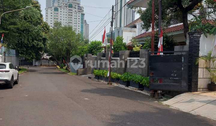 Dijual Cepat Rumah Premium Simprug Kebayoran Lama 2