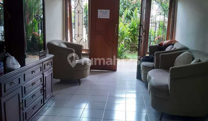 Dijual Rumah Besar Siap Huni di Bsd City