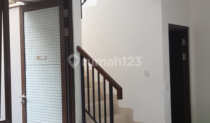 Rumah Renovasi Nusaloka Park, Lokasi Strategis