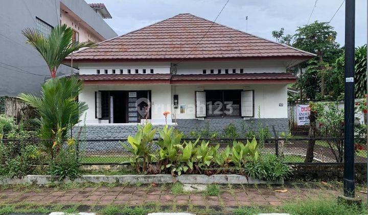 Rumah Menteng Jakarta Pusat Semi Furnished 16M Nego  1