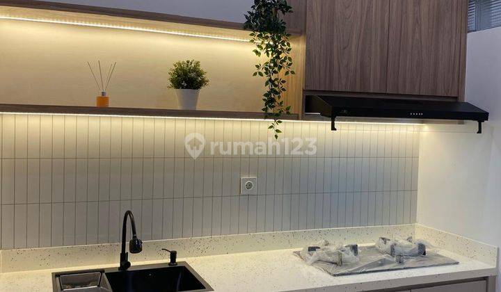 Rumah Siap Huni Bsd Nusaloka Serpong Semi Furnished 1,275M  2