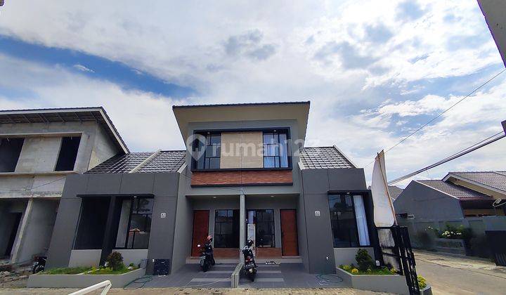 Rumah Elegant Nempel Villa Pamulang,di Pamulang  1