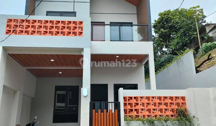 Rumah 2 Lantai Siap Huni Bonus Furnished di Serpong,Tangsel 1