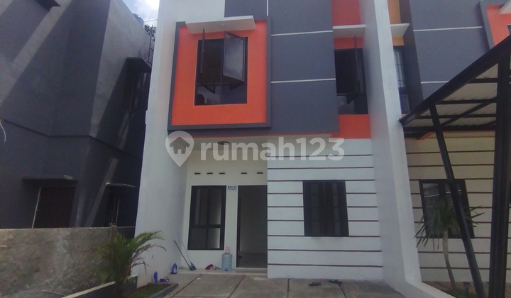 Rumah 2 Lantai Skandinavian Dekat Ke Tol Sentul Di Cibinong 1
