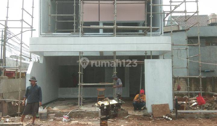 Rumah 2 Lantai Dalam Cluster Di Munjul Jakarta Timur  1