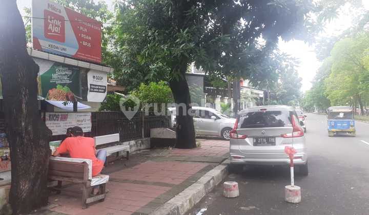 Rumah Pinggir Jalan Siap Huni, Terawat Di Rawamangun 2