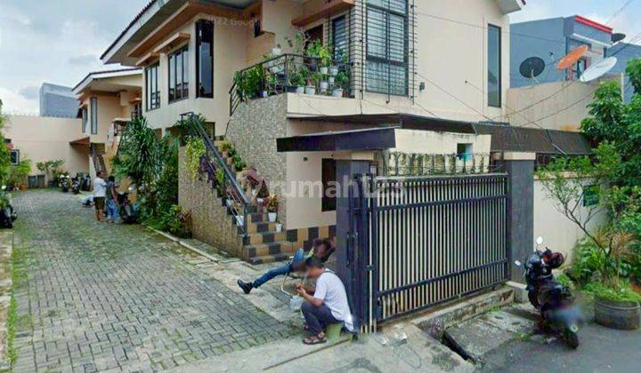 Rumah 2 Lantai bebas banjir dalam cluster di Rawamangun 1