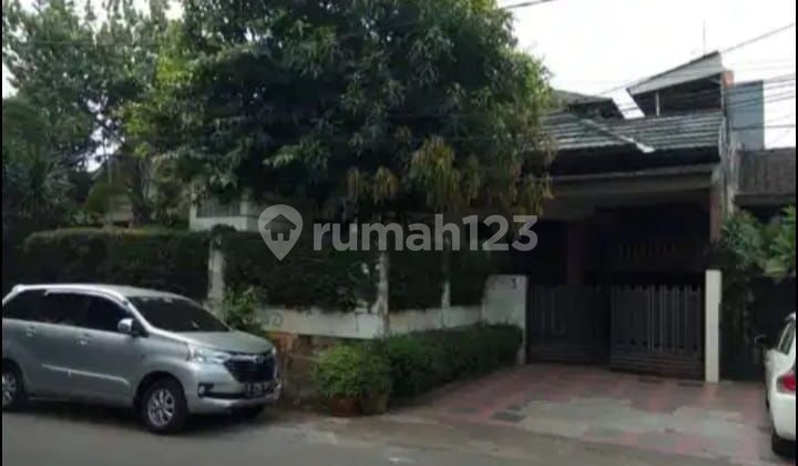 Rumah Murah Bawah Pasar di Tebet Jakarta Selatan Rumah Murah Bawah Pasar di Tebet Jakarta Selatan