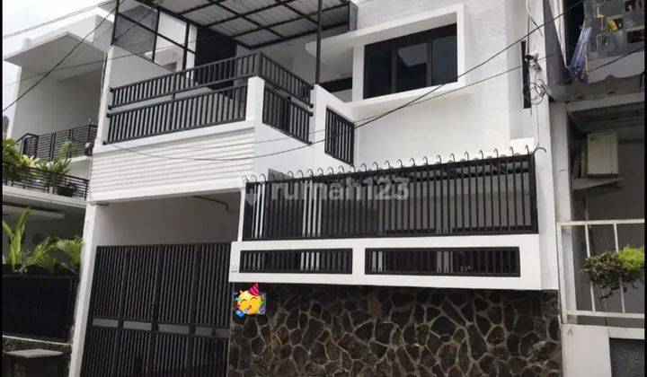 Rumah bikin happy dekat mall arion rawamangun , pulo gadung mo 1