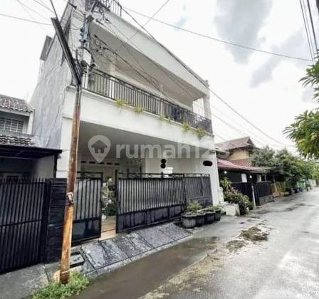 Rumah 3Lt Putih Terawat Komplek Pondok Bambu Asri, Duren Sawit