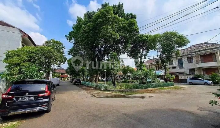 Rumah Hook Murah Asri di Pondok Kelapa, Duren Sawit
