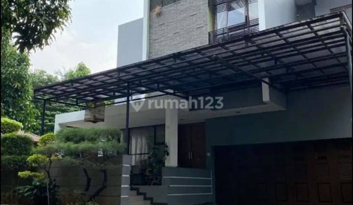 rumah tropis minimalis modern 6.2M di billymoon pondok kelapa
 2