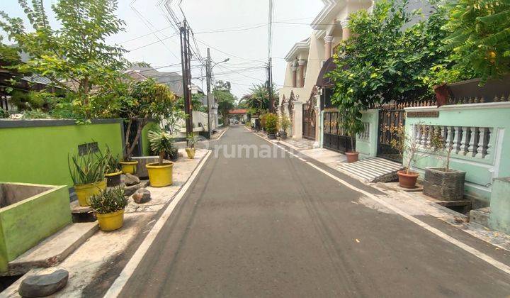 Rumah murah dan nyaman di Komplek Abadi, Duren Sawit 2