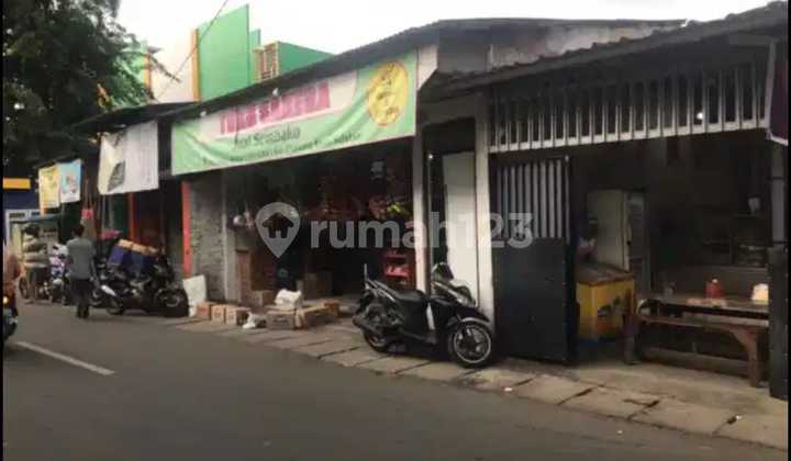 Cheap Land for Sale with Bonus Kiosk, Rentals, and Car Parking in Cipinang Besar Cheap Land for Sale with Bonus Kiosk, Rentals, and Car Parking in Cipinang Besar