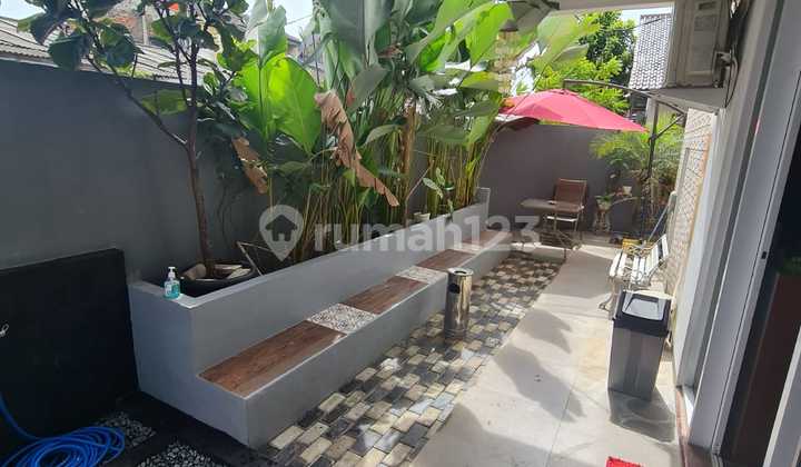 Jual Murah Rumah Mewah Modern di Jl Ratna ,Jatibening 2