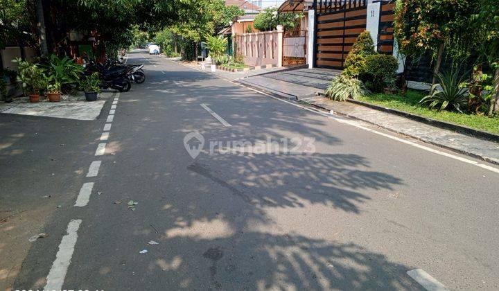 Rumah Menarik Hati Siap Huni Di Komplek Kavling Al, Duren Sawit 2