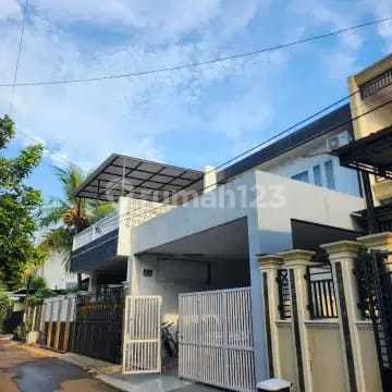 Classy house for sale cheap in marinir, billymoon, pondok kelapa Classy house for sale cheap in marinir, billymoon, pondok kelapa