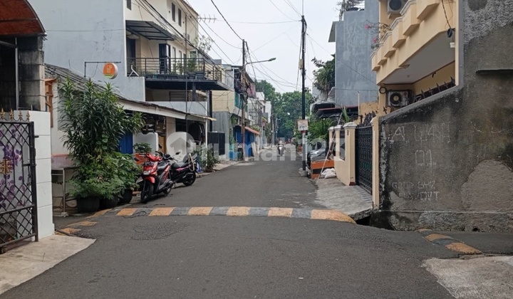 Rumah Tingkat Harga Murah di Kayu Putih, Rawamangun 2